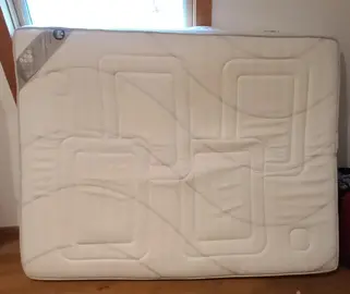 Matelas Queen size