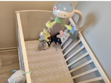 lit bébé à barreaux 120x60 cm avec le matelas