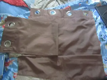 2 rideaux chocolat oeillets