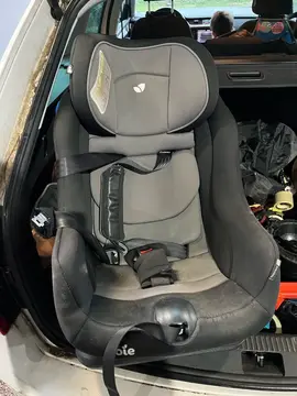 Siège bébé auto