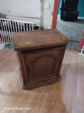 Petit meuble bois 1er arrivé 1er servi