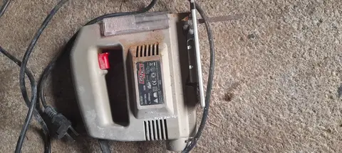 scie sauteuse electrique