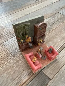 Scènette salon avec chats