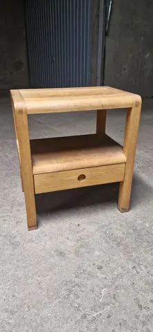Table de chevet