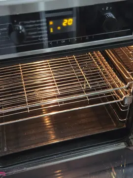 FOUR MIELE A ENCASTRER