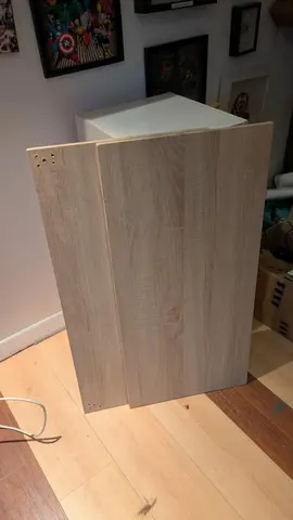 2 plaches de bois aggloméré