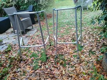 2 Déambulateurs