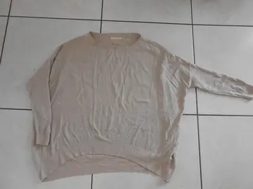 Pull large beige avec petits brillants