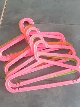 lots costumes 6-8ans