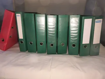 Classeurs à levier état neuf