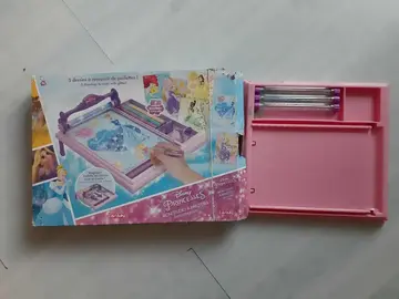 Jeu pour pailleter des dessins