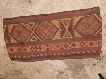 Lot de deux housses de coussins vintage