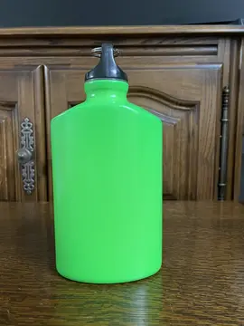 petite gourde métallique