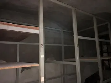 étagères métal , plateau bois