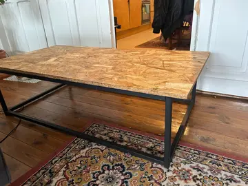 table basse en osb et métal très bon état