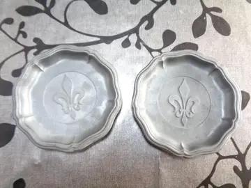 Petites assiettes décoratives