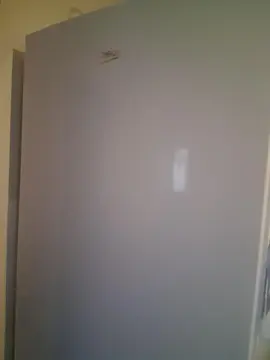 donne RÉFRIGÉRATEUR