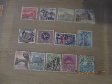 13 timbres oblitérés Espagne
