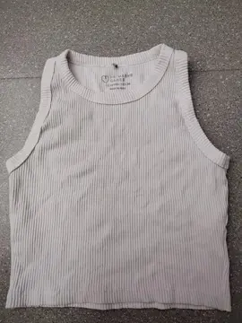 débardeur 11/12 ans