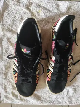 baskets unisexe Adidas pointure 43¹/²