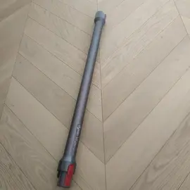 tube Dyson V8 aspirateur