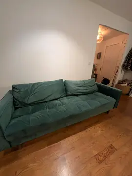 canapé (2 ressorts que l'on sent dans l'assise, réparable)