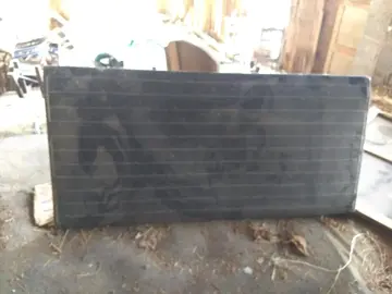 2 panneaux solaire vitres cassés