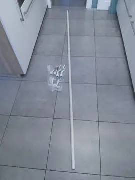 barre à rideaux 2,50 cm blanc aspect lazuré avec supports et embouts