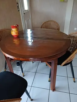 Table en bois ronde / Meuble bar en bois de palissandre / Bureau bois