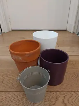 1 vas et 3 cachepots