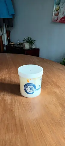 Vaseline pour adoucir la peau