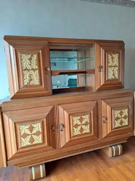 vaisselier, meuble ancien de cuisine ou salle à manger