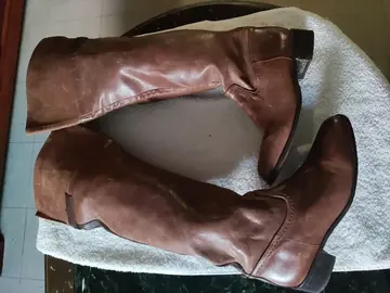 bottes femme marque Zara . pointure 39.