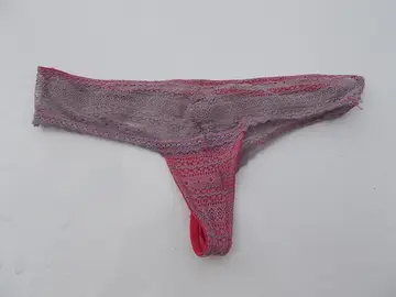 string femme taille S