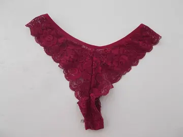 string femme taille S