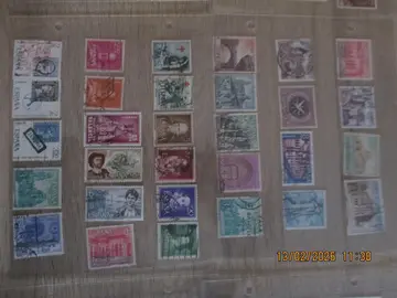 30 timbres oblitérés Espagne