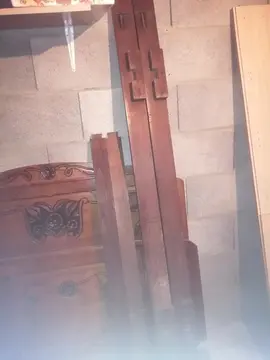 Cadre de lit en bois