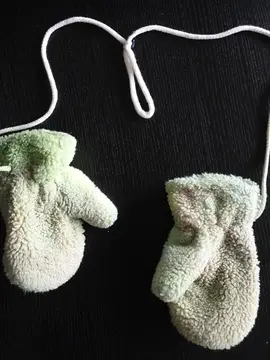 moufles bébé colorées