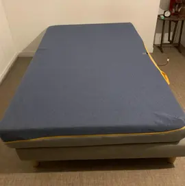 Lit 118x188 sommier et matelas Tediber très bon état