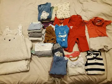 Lot vêtements bébé 6 mois