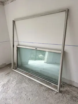 porte fenêtre coulissante aluminium blanc