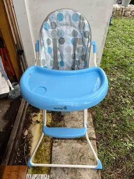 chaise haute plastique