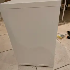 meuble Ikea besta 60 de haut. 60 de large. 40 de profondeur