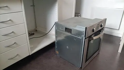 Donne un four Brandt encastrable Acheté en 2009, fonctionne encore