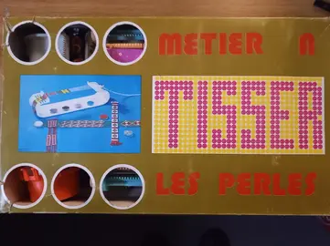 TISSER DES PERLES pour enfants