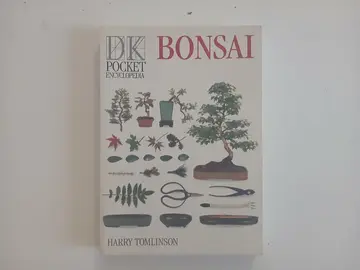 Livre illustré EN ANGLAIS sur les bonzaïs