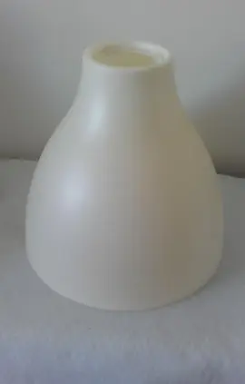 abat-jour plastique, éventuellement pour autre usage