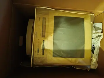 écran d'ordinateur Macintosh et clavier