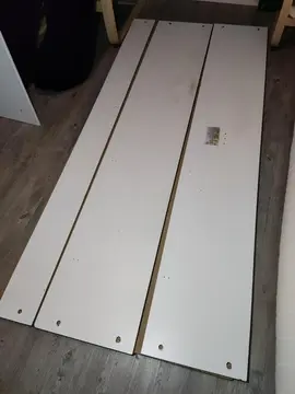 planches de bois aggloméré blanc