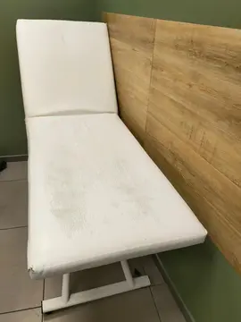 table de soins esthétiques